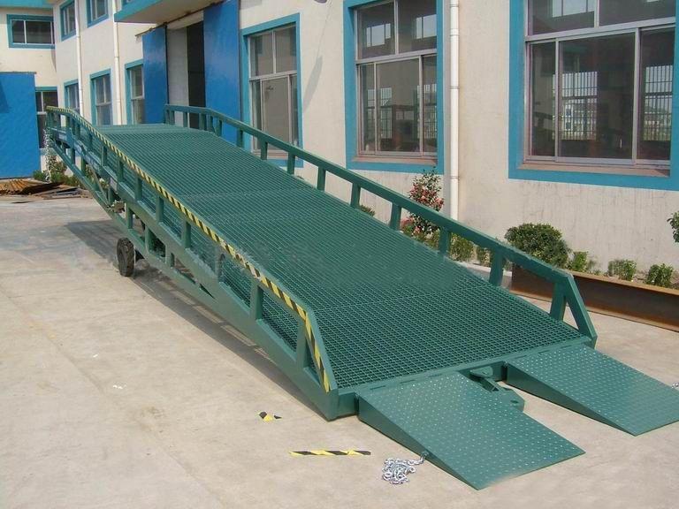 衢州登车桥厂家